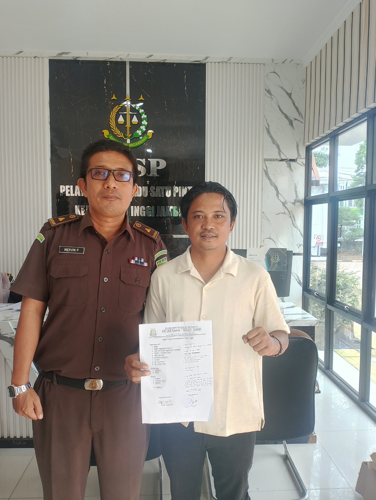Tenda RT Rp806,4 Miliar? MPRJ Bongkar Dugaan Selisih Harga, Nama Naim Disebut
