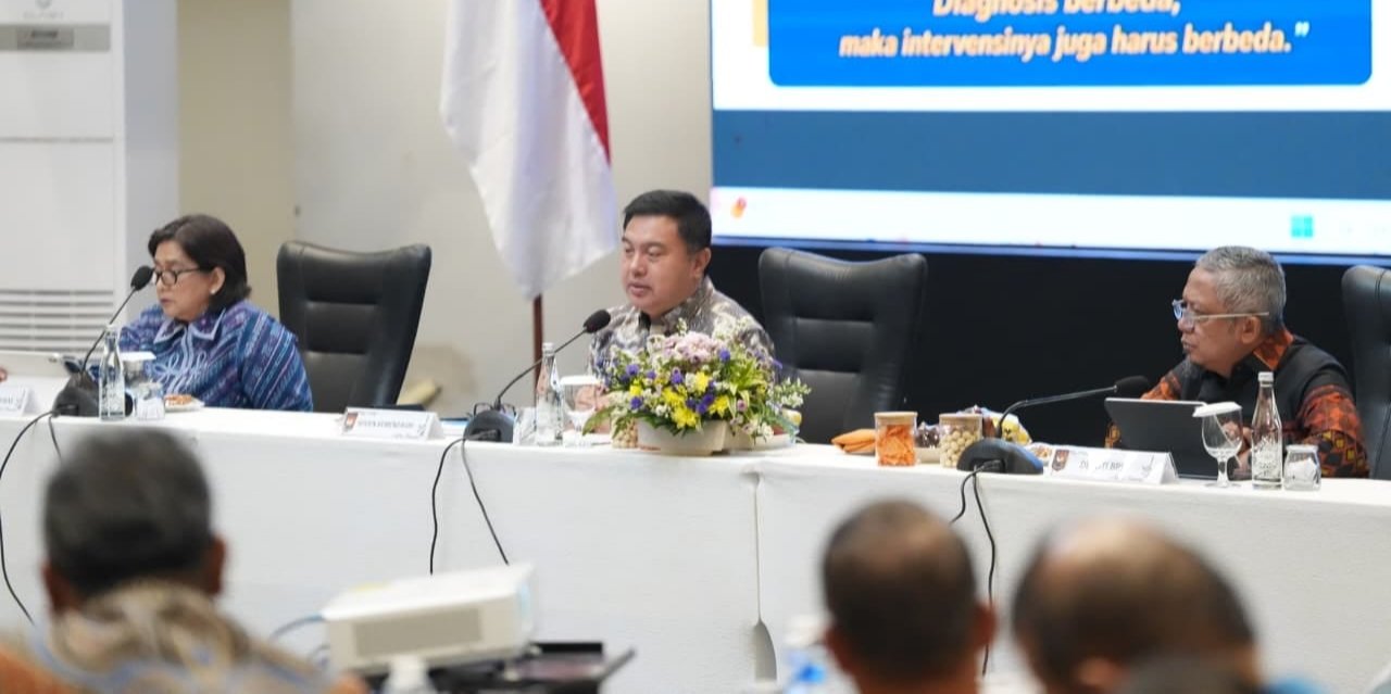 Sekjen Kemendagri: Tim Pemantauan Diminta Temukan Akar Masalah Pertumbuhan Ekonomi Daerah